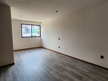 Casa en Venta en Vistas Altozano con Sótano salón usos múltiples