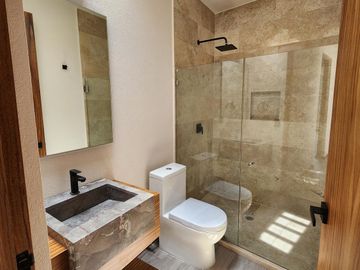 Casa en Venta en Vistas Altozano con Sótano salón usos múltiples