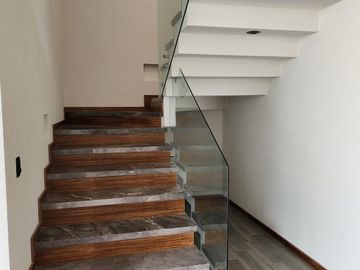 Casa en Venta en Vistas Altozano con Sótano salón usos múltiples