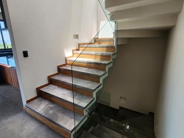 Casa en Venta en Vistas Altozano con Sótano salón usos múltiples