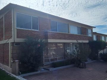 CASA EN VENTA CANDILES