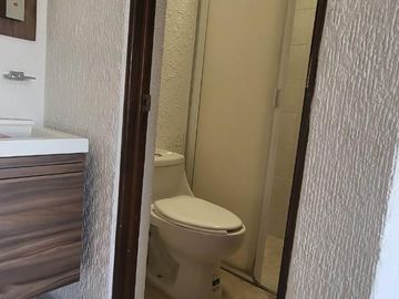 CASA EN VENTA CANDILES