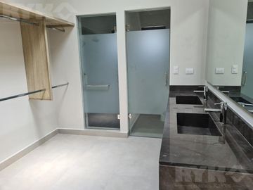 Casa - Fraccionamiento Altares Residencial