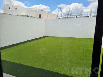 Casa - Fraccionamiento Altares Residencial