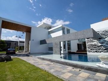 RESIDENCIA DE LUJO EN VENTA, ATLIXCO, PUEBLA