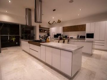 RESIDENCIA DE LUJO EN VENTA, ATLIXCO, PUEBLA