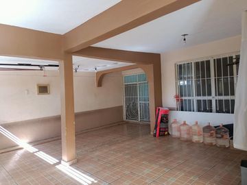 Venta de Casa - Fraccionamiento Colinas del Rio en Aguascalientes.