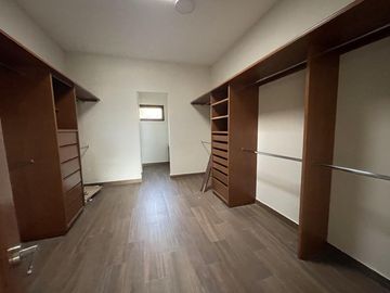 Casa en Venta en La Joya Residencial
