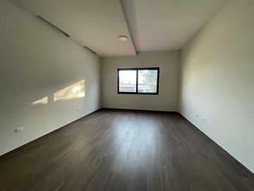 Casa en Venta en La Joya Residencial