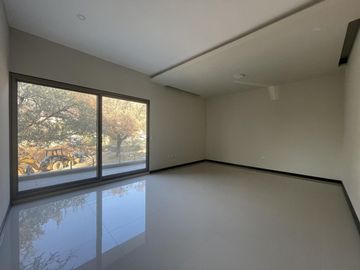Casa en Venta en La Joya Residencial