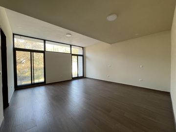 Casa en Venta en La Joya Residencial