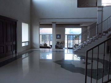 CASA EN VENTA LOS CAVAZOS T-9,544 C-1,028, SANTIAGO N.L. $16,900,000