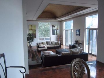 CASA EN VENTA LOS CAVAZOS T-9,544 C-1,028, SANTIAGO N.L. $16,900,000