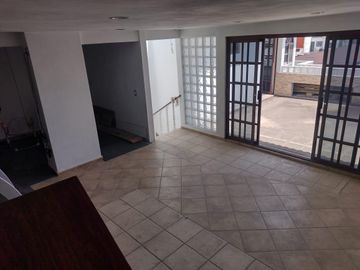 CASA EN JARDINES DE MORELOS ECATEPEC, EDO. MÉX.