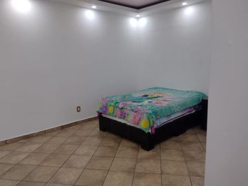 CASA EN JARDINES DE MORELOS ECATEPEC, EDO. MÉX.