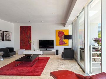En Venta: Condominio de 3 Recámaras Cerca de la Playa en Playa del Carmen