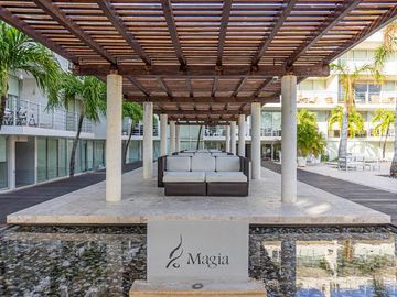 En Venta: Condominio de 3 Recámaras Cerca de la Playa en Playa del Carmen