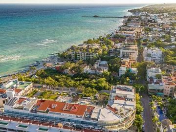 En Venta: Condominio de 3 Recámaras Cerca de la Playa en Playa del Carmen