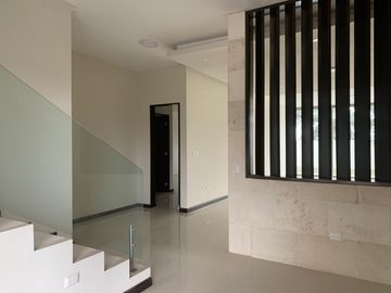 Casa en Venta en La Joya Residencial