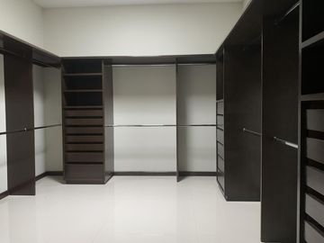 Casa en Venta en La Joya Residencial