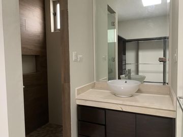Casa en Venta en La Joya Residencial