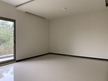 Casa en Venta en La Joya Residencial