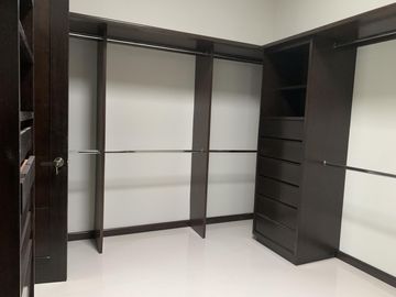 Casa en Venta en La Joya Residencial
