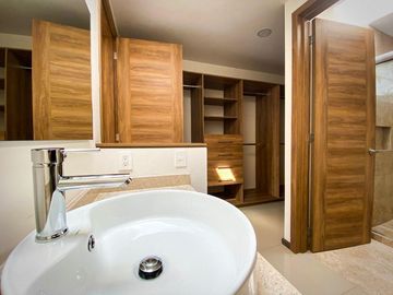 CASA EN VENTA EN FRACCIONAMIENTO PASEO DEL FRESNO, PLAZA SAN DIEGO, CHOLULA PUEBLA