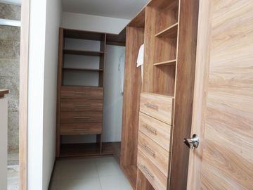 CASA EN VENTA EN FRACCIONAMIENTO PASEO DEL FRESNO, PLAZA SAN DIEGO, CHOLULA PUEBLA