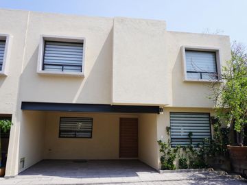 CASA EN VENTA EN FRACCIONAMIENTO PASEO DEL FRESNO, PLAZA SAN DIEGO, CHOLULA PUEBLA