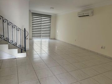 Casa en Fraccionamiento Real del valle, Mazatlán, Sinaloa.