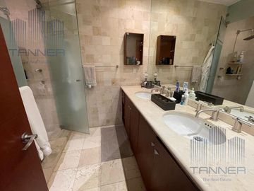Venta Departamento en Bosques de las Lomas en Bosque Alto, con vista hacia la ciudad (L)