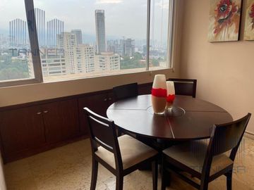 Venta Departamento en Bosques de las Lomas en Bosque Alto, con vista hacia la ciudad (L)