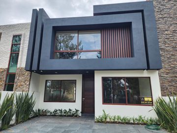 Casa en Venta Altozano Fraccionamiento privado