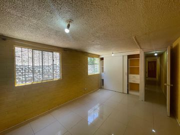 Departamento primer piso, Villa Alemana , Patio.
