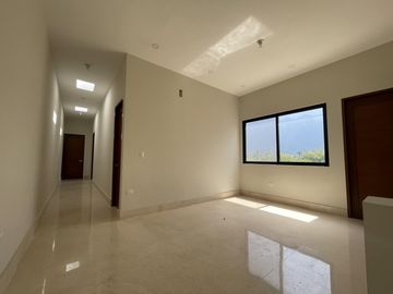 Casa en Venta en La Joya Residencial