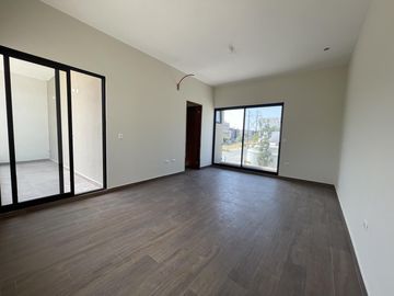 Casa en Venta en La Joya Residencial