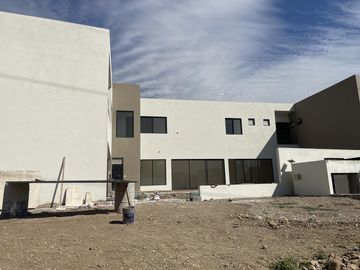 Casa en Venta en La Joya Residencial