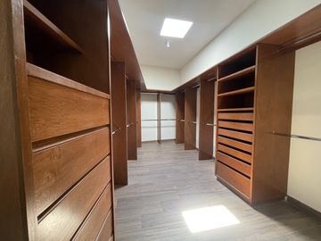 Casa en Venta en La Joya Residencial
