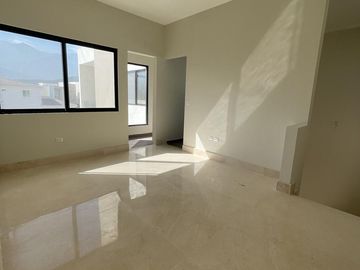Casa en Venta en La Joya Residencial