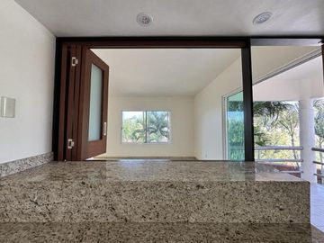 Casa en Fraccionamiento Lomas de Cuernavaca
