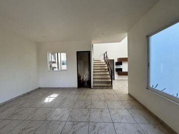 Casa en Fraccionamiento Lomas de Cuernavaca