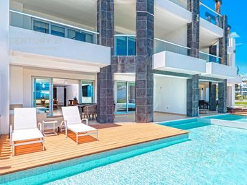 Increíble Departamento en Venta de 3 rec  en lujoso Condominio cerca del Mar P3984