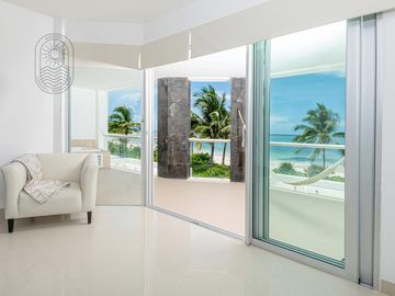 Increíble Departamento en Venta de 3 rec  en lujoso Condominio cerca del Mar P3984