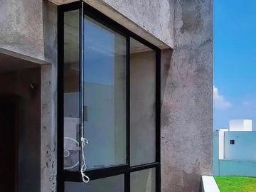 LOMAS DIAMANTE, Casa en VENTA con ALBERCA y 3 recamaras con baño