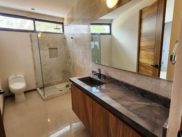 Casa en Venta Altozano Fraccionamiento privado