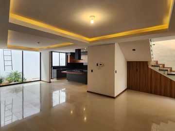 Casa en Venta Altozano Fraccionamiento privado