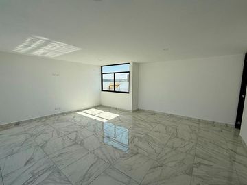 Hermosa casa en venta en Lomas de Angelopolis Parque Veracruz