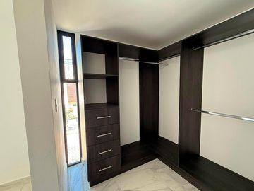 Hermosa casa en venta en Lomas de Angelopolis Parque Veracruz