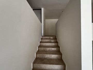 Casa en Venta en Mérida, Privada al Norte, con recámara en planta baja